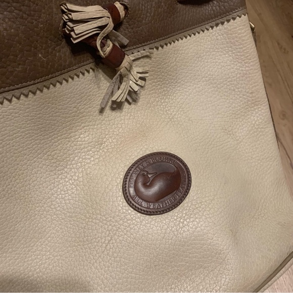 Vtg Dooney & Bourke Cream Bucket Leather‎ Bag - Picture 2 of 7